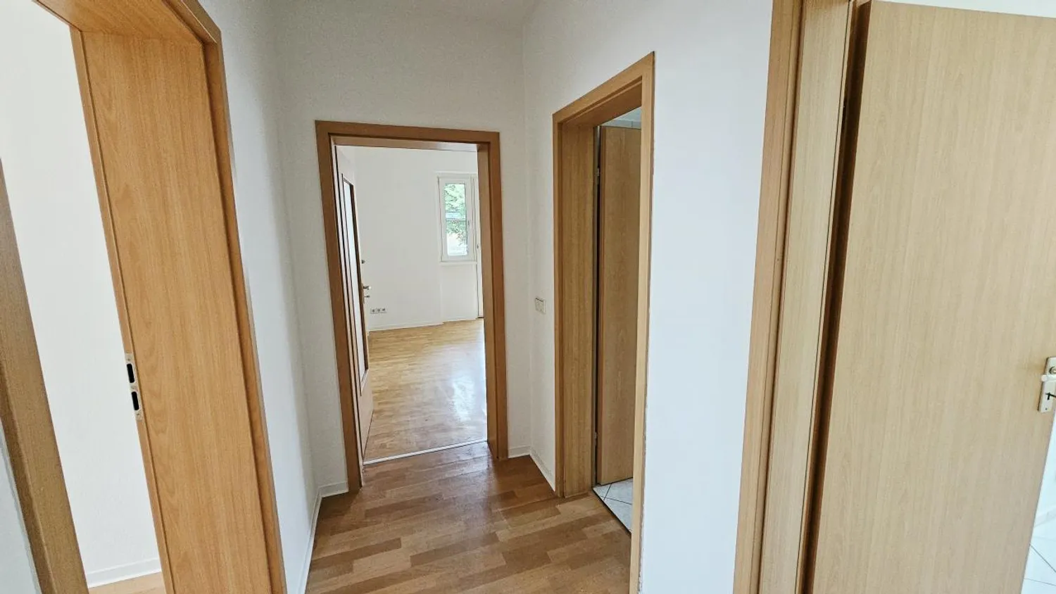 3 Zimmer Wohnung mit 71 m² in Magdeburg – Bild 3