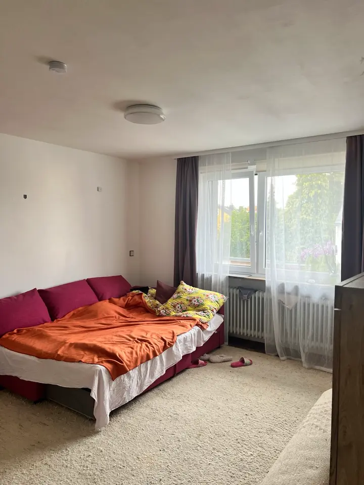 2 Zimmer Wohnung mit 75 m² in Hof – Bild 2