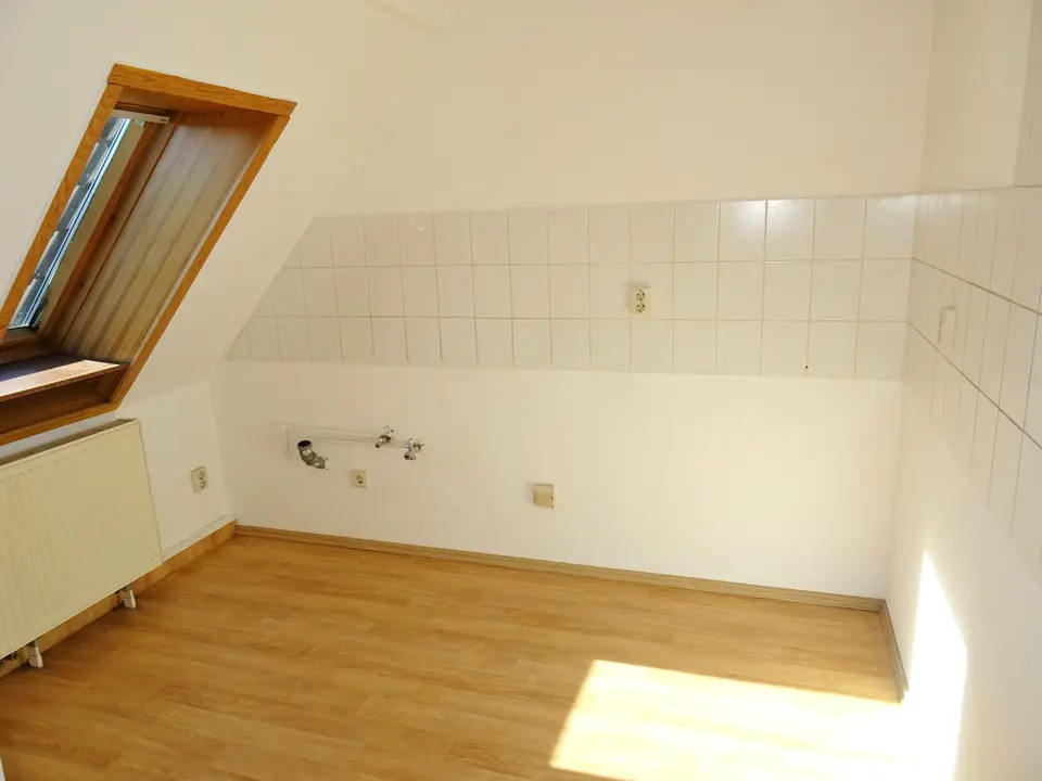 2 Zimmer Wohnung mit 60 m² in Zwickau – Bild 4