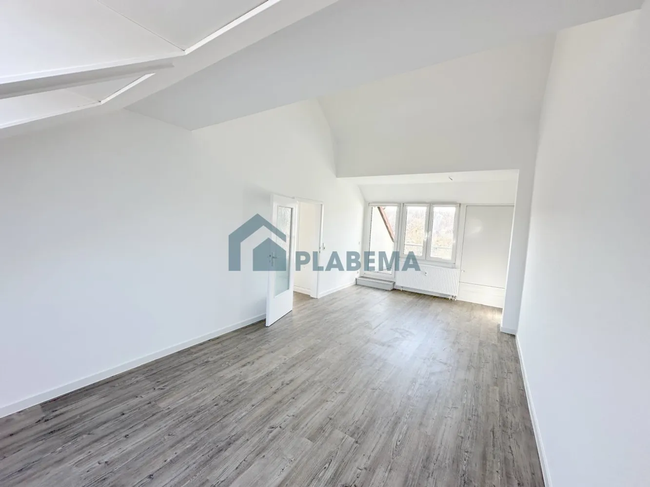 2 Zimmer Wohnung mit 66 m² in Neubrandenburg – Bild 1