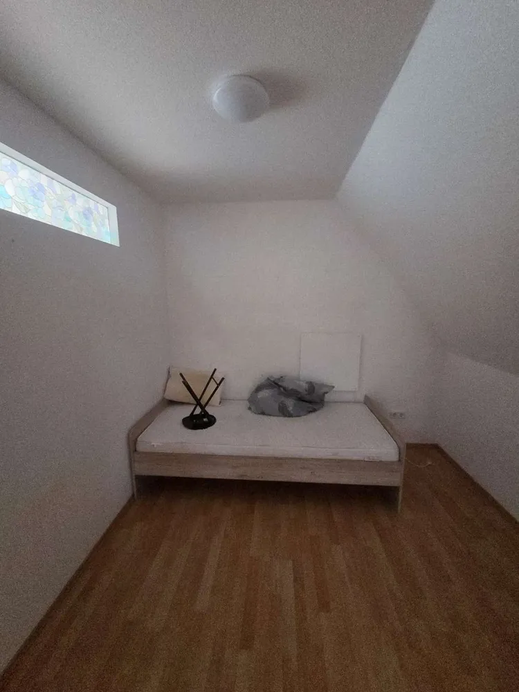 6 Zimmer Wohnung mit 90 m² in Gelsenkirchen – Bild 8