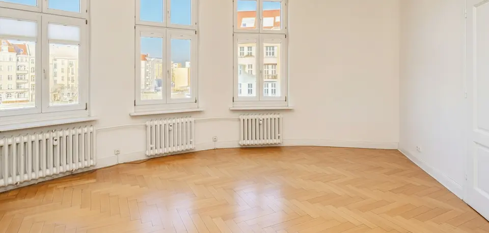 6 Zimmer Wohnung mit 226 m² in Falkensee – Bild 2