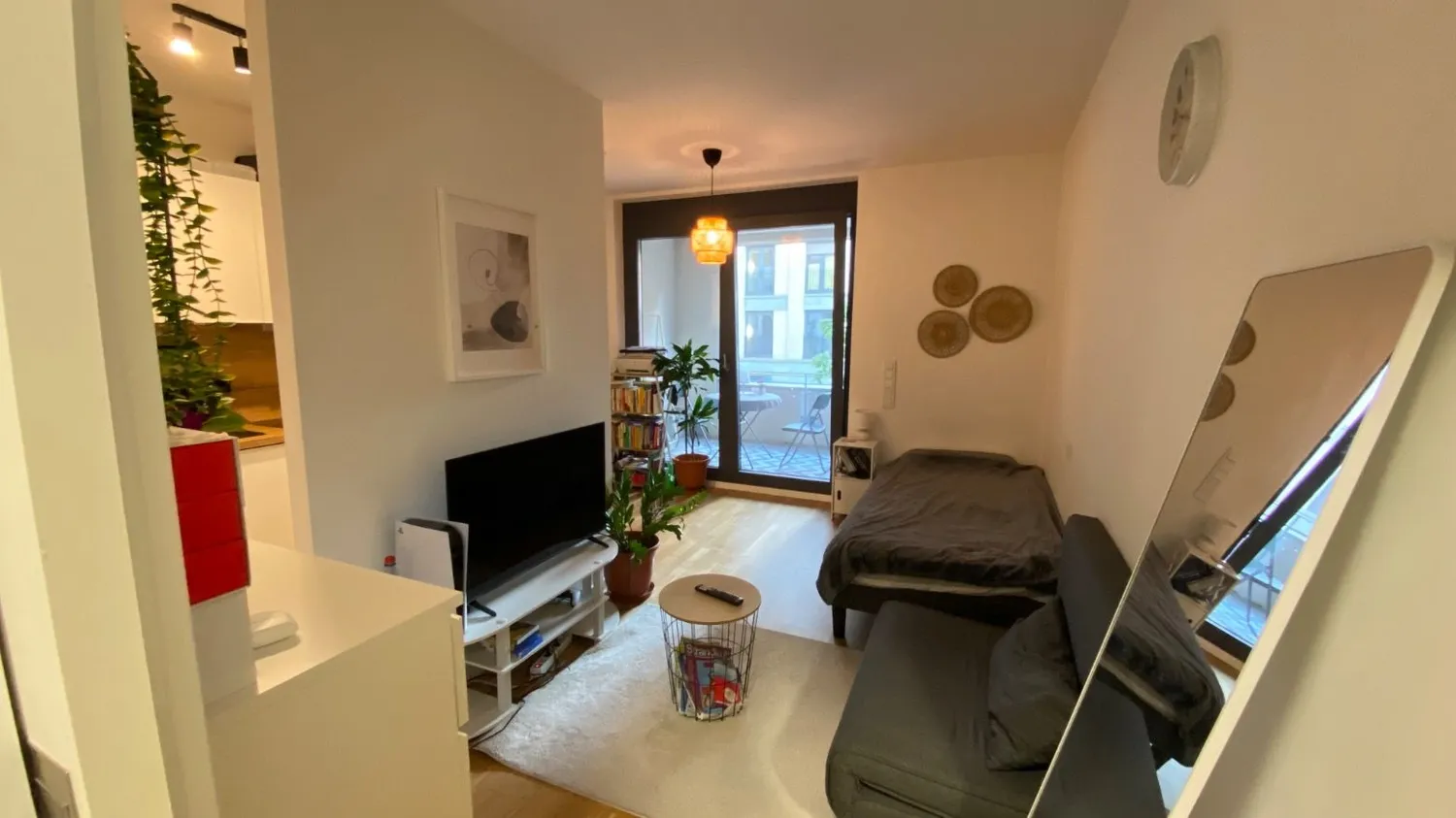 1 Zimmer Wohnung mit 28 m² in Frankfurt am Main – Bild 2