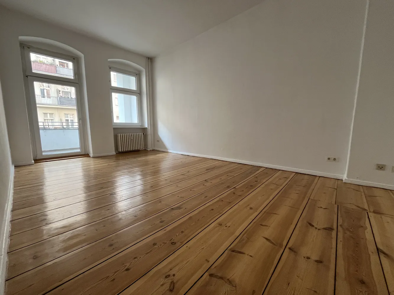 2 Zimmer Wohnung mit 72 m² in Berlin – Bild 1
