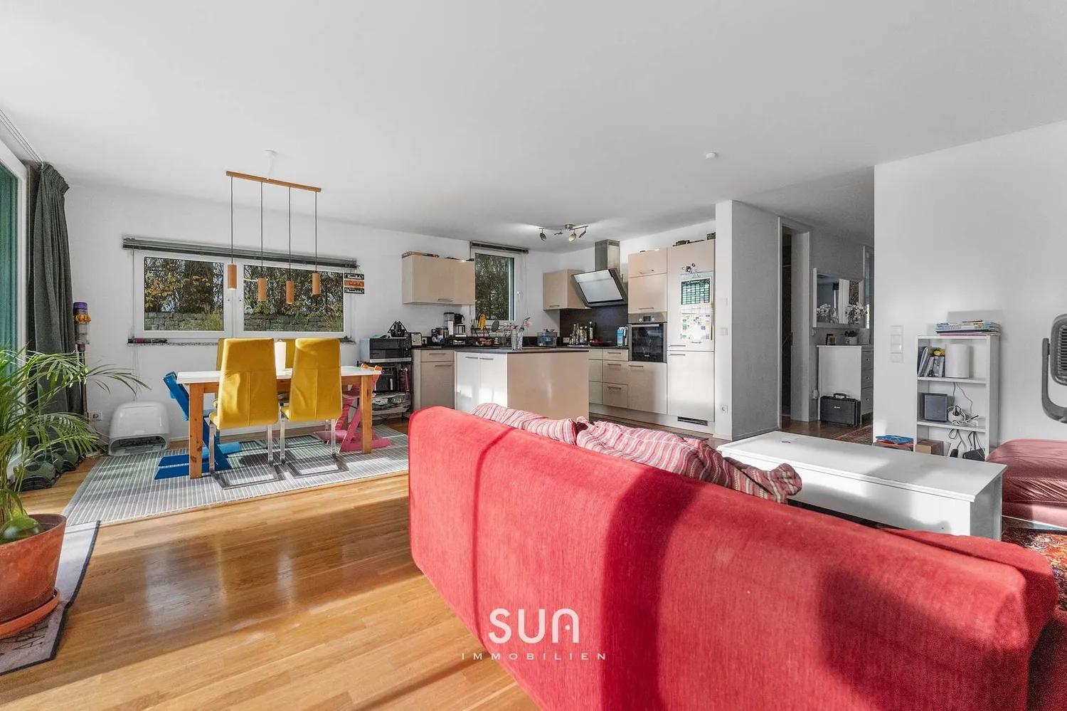 3 Zimmer Wohnung mit 115 m² in Frankfurt am Main – Bild 3