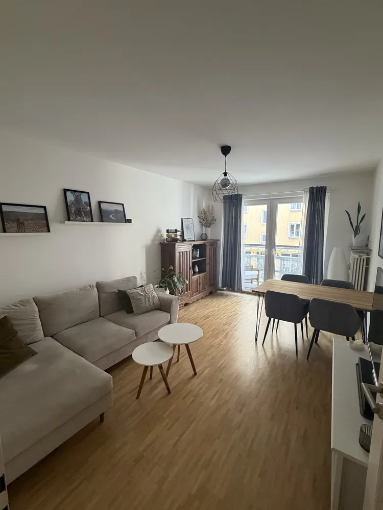 3 Zimmer Wohnung mit 67 m² in München – Bild 1