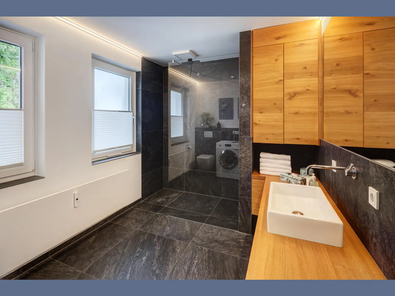 2 Zimmer Wohnung mit 116 m² in München – Bild 8