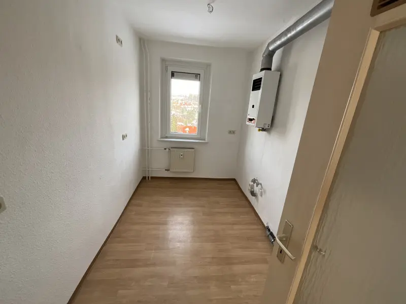 3 Zimmer Wohnung mit 60 m² in Suhl – Bild 4
