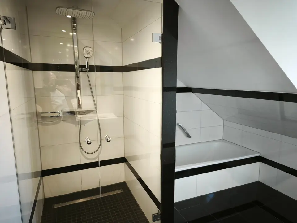 4 Zimmer Wohnung mit 150 m² in Ingolstadt – Bild 7