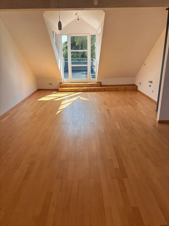 2 Zimmer Wohnung mit 80 m² in Saarbrücken – Bild 1
