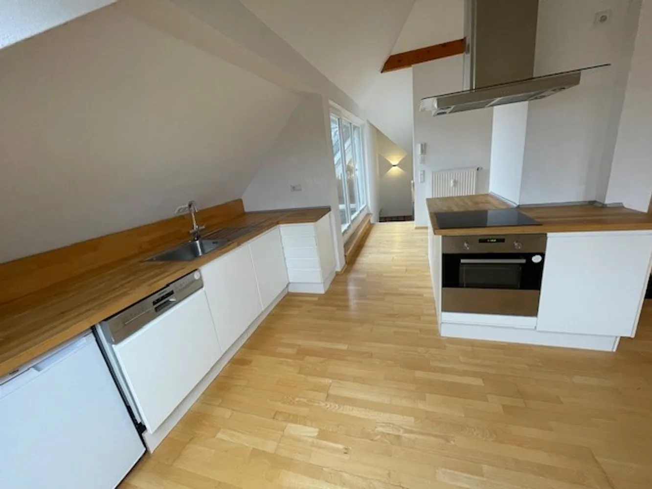 2 room apartment with 80 m² in Frankfurt am Main – Photo 5