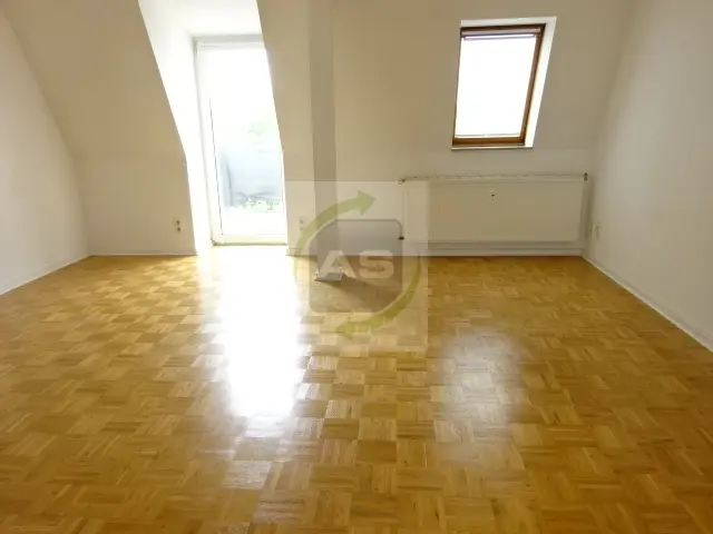 2 Zimmer Wohnung mit 70 m² in Zwickau – Bild 1