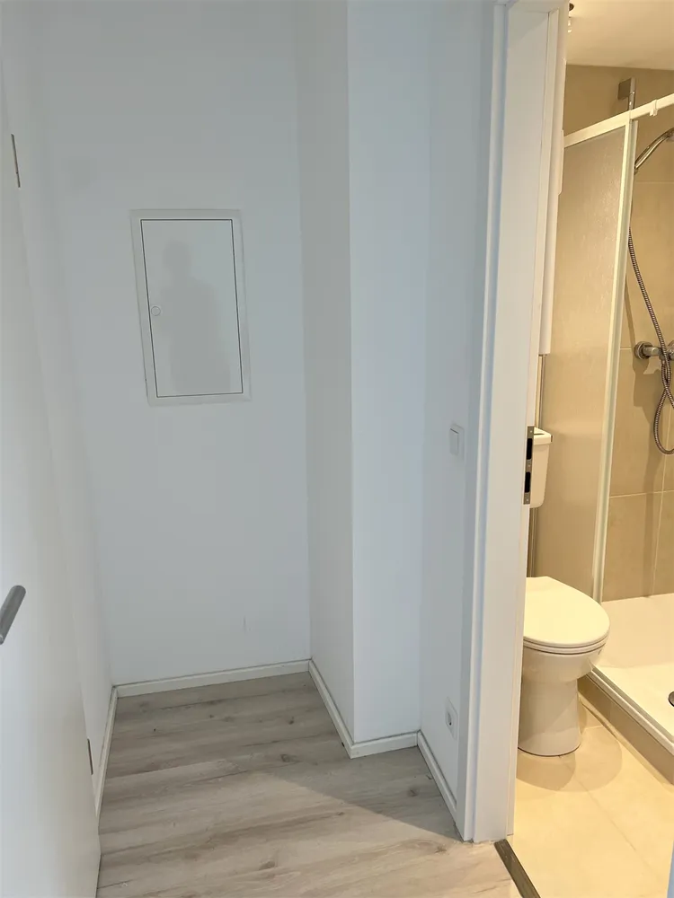 1 room apartment with 28 m² in Düsseldorf – Photo 8