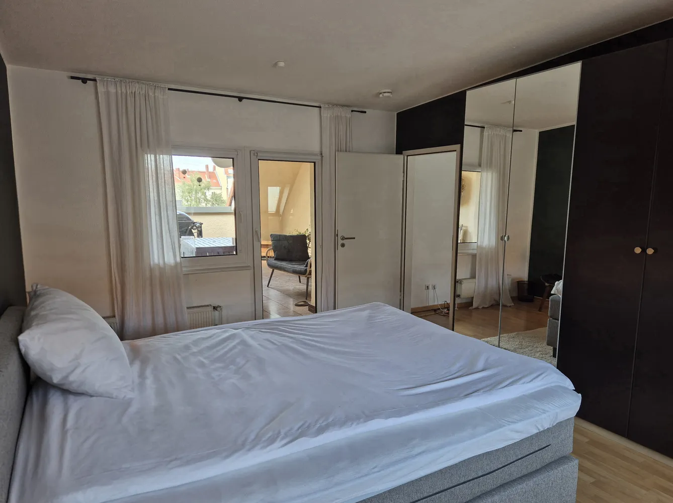 2 Zimmer Wohnung mit 97 m² in Berlin – Bild 8