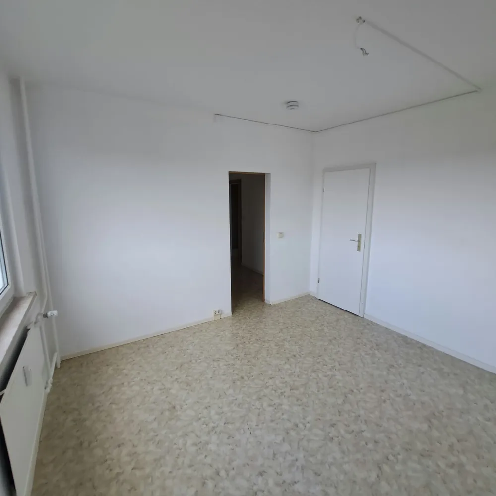 4 Zimmer Wohnung mit 67 m² in Halle (Saale) – Bild 11