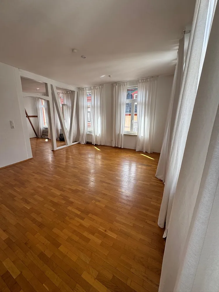 4 Zimmer Wohnung mit 115 m² in Mainz – Bild 2