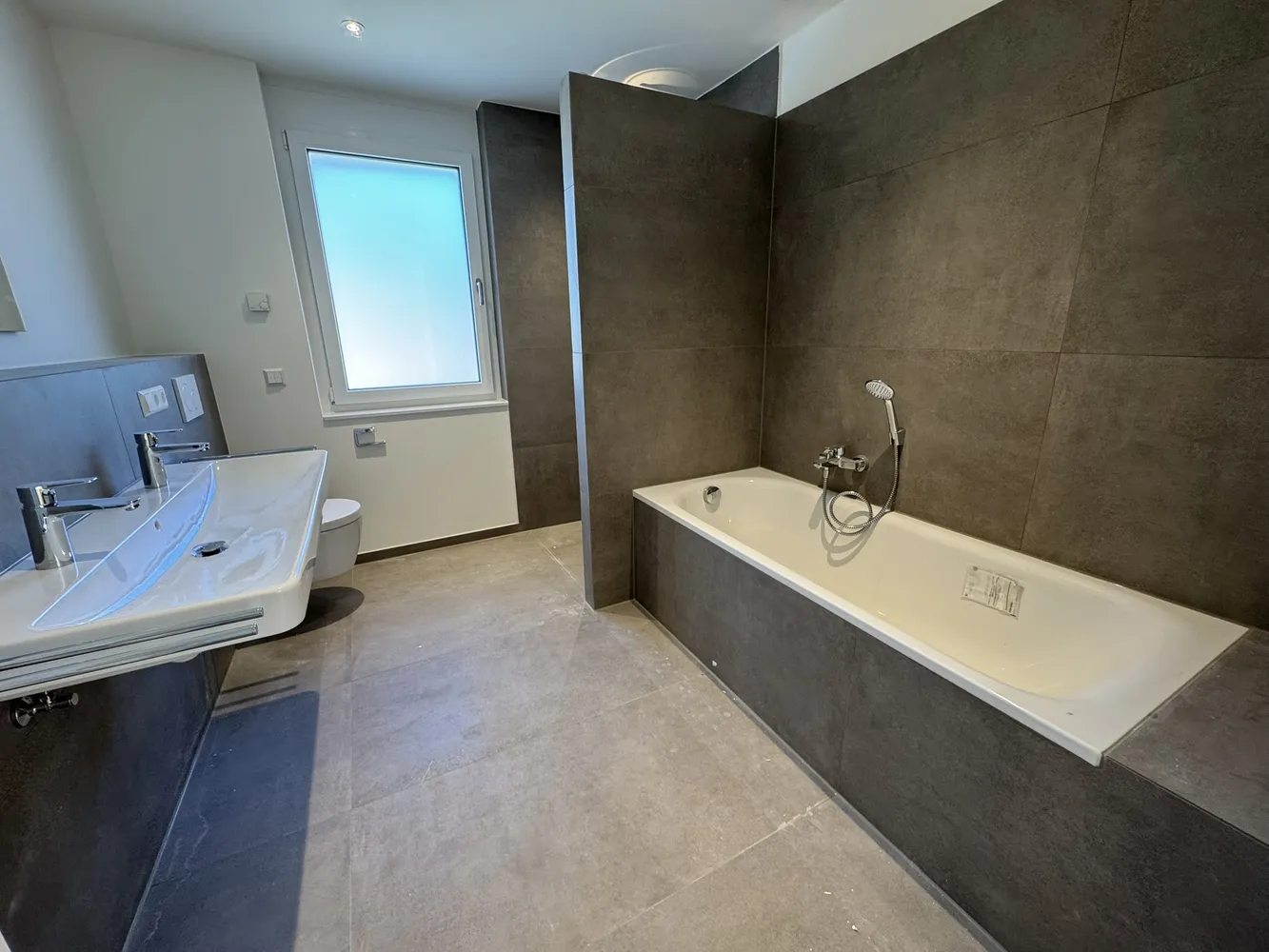4 Zimmer Wohnung mit 110 m² in Freiburg im Breisgau – Bild 4