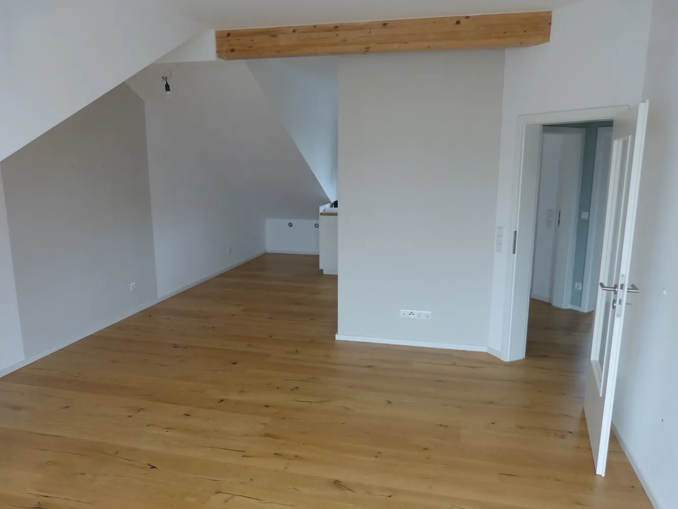 2 room apartment with 70 m² in Ingolstadt – Photo 2
