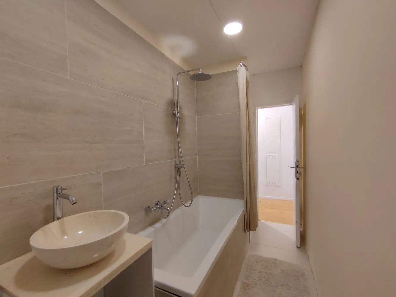2 Zimmer Wohnung mit 65 m² in Berlin – Bild 6