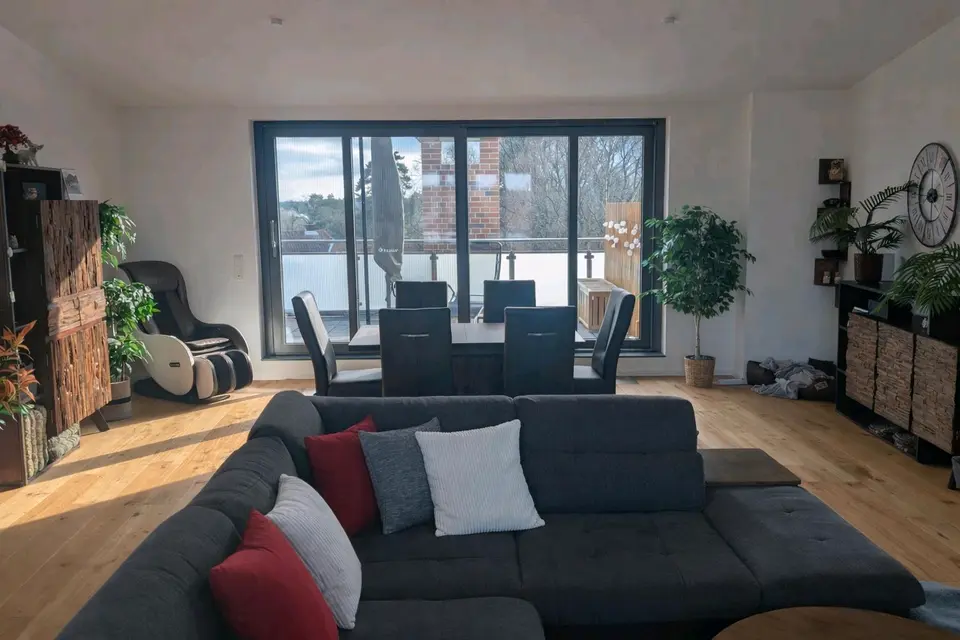 5 Zimmer Wohnung mit 206 m² in Winsen (Luhe) – Bild 1