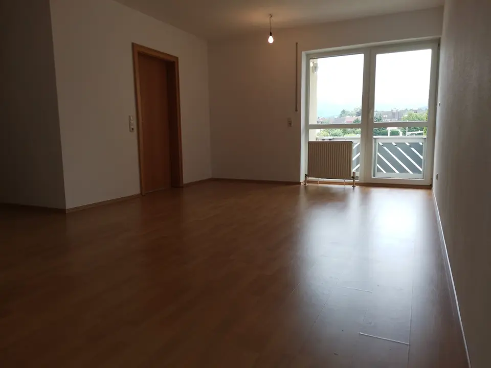 2 Zimmer Wohnung mit 53 m² in Deggendorf – Bild 1