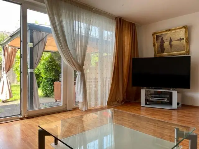 4 Zimmer Wohnung mit 140 m² in Bergheim – Bild 3