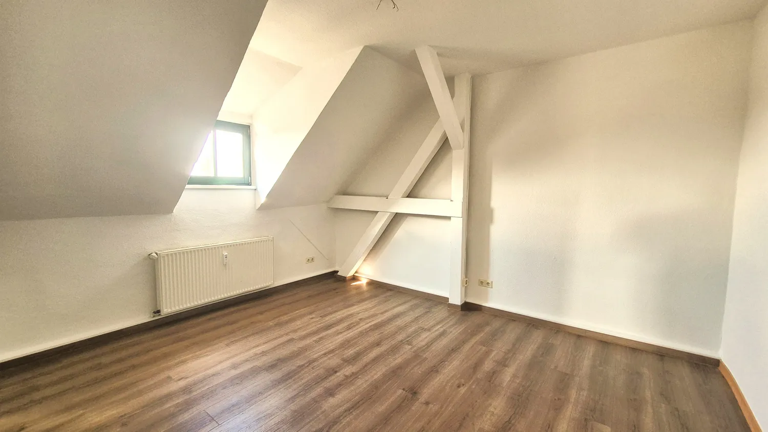 4 Zimmer Wohnung mit 88 m² in Sangerhausen – Bild 1