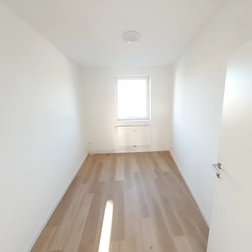 7 Zimmer Wohnung mit 154 m² in Halle (Saale) – Bild 7