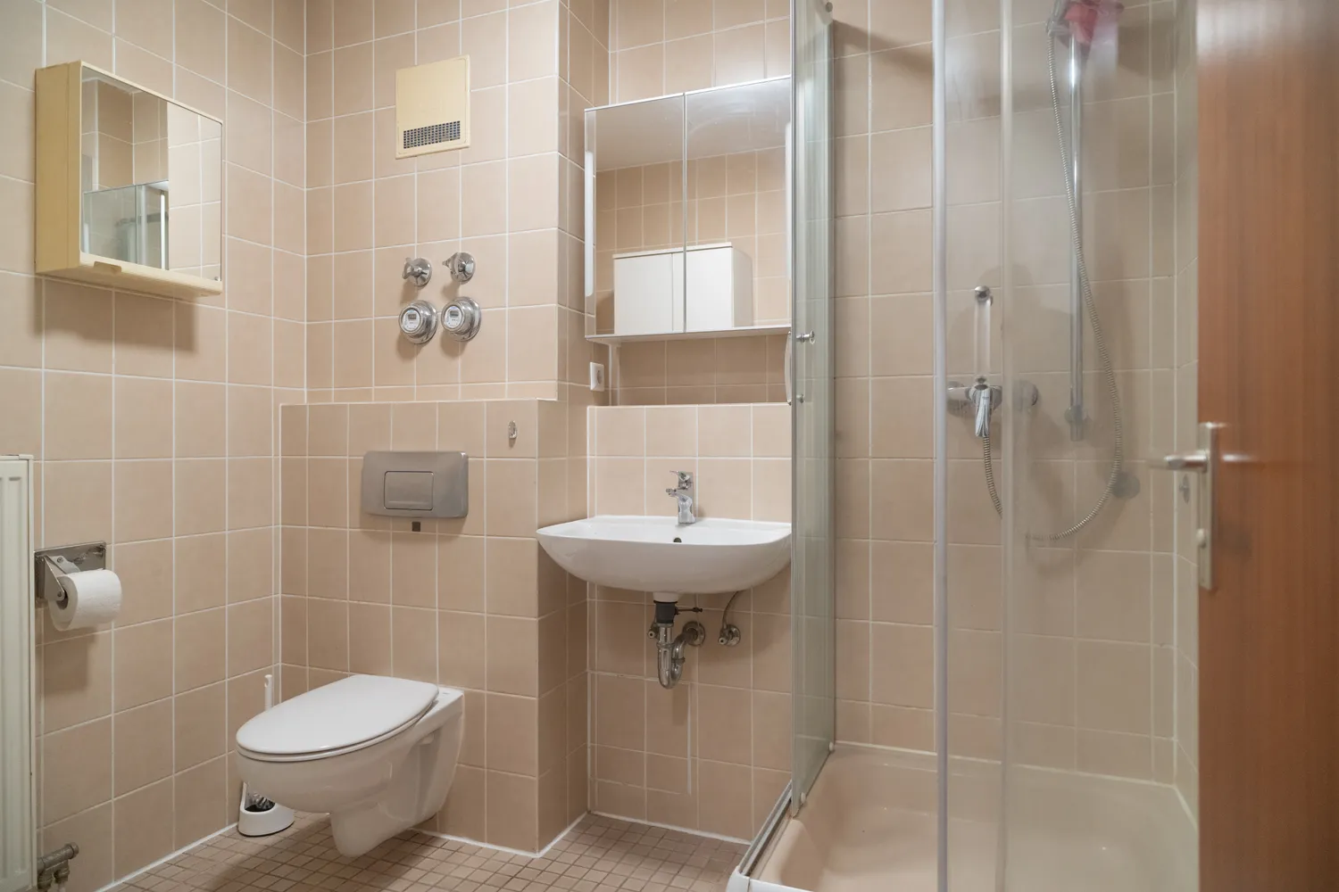 1 room apartment with 26 m² in Karlsruhe – Photo 4