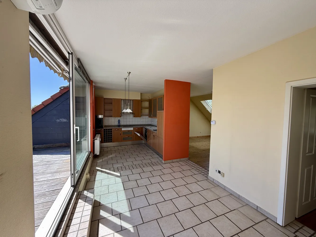 5 Zimmer Wohnung mit 120 m² in Duisburg – Bild 3