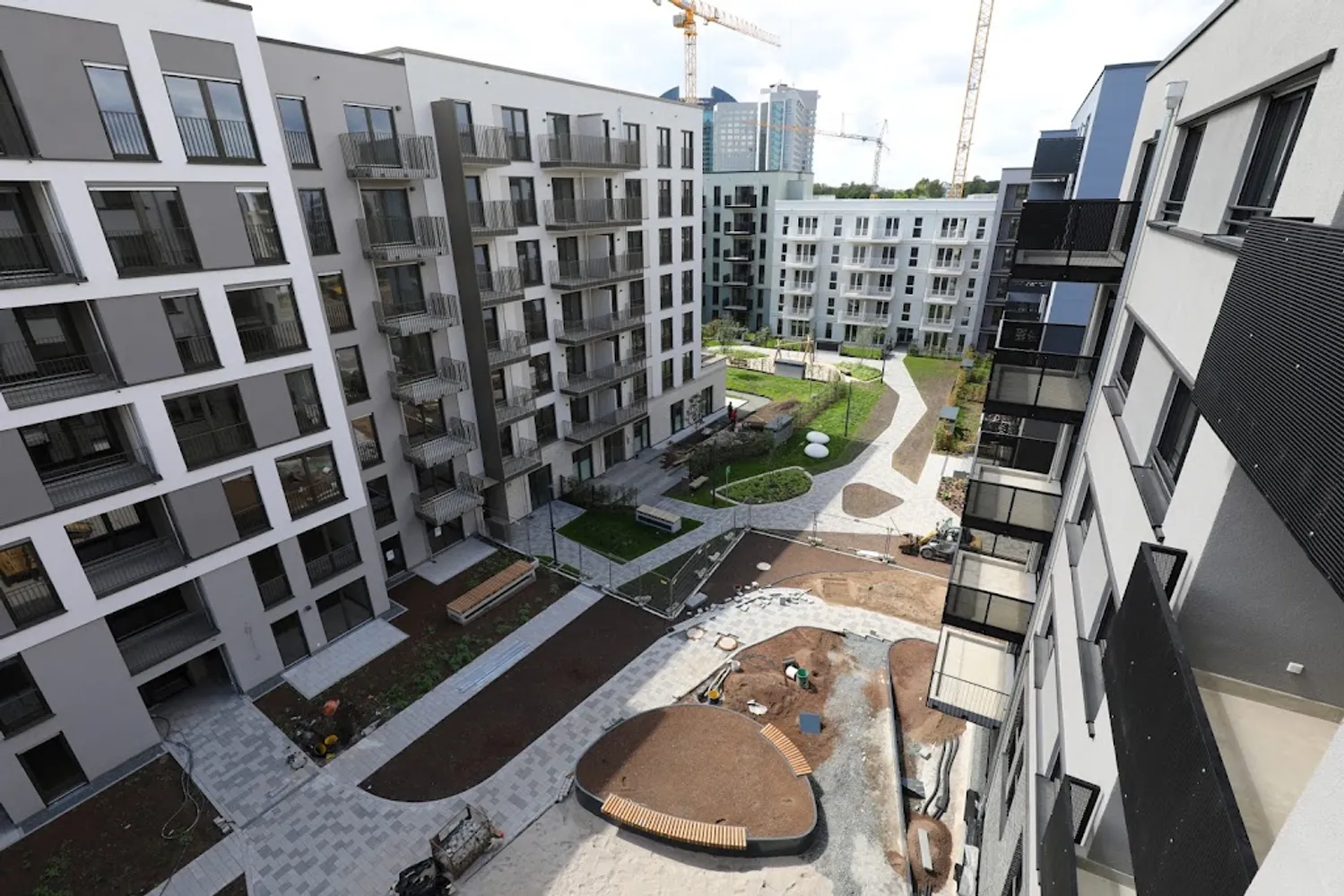 1 Zimmer Wohnung mit 42 m² in Frankfurt am Main – Bild 1