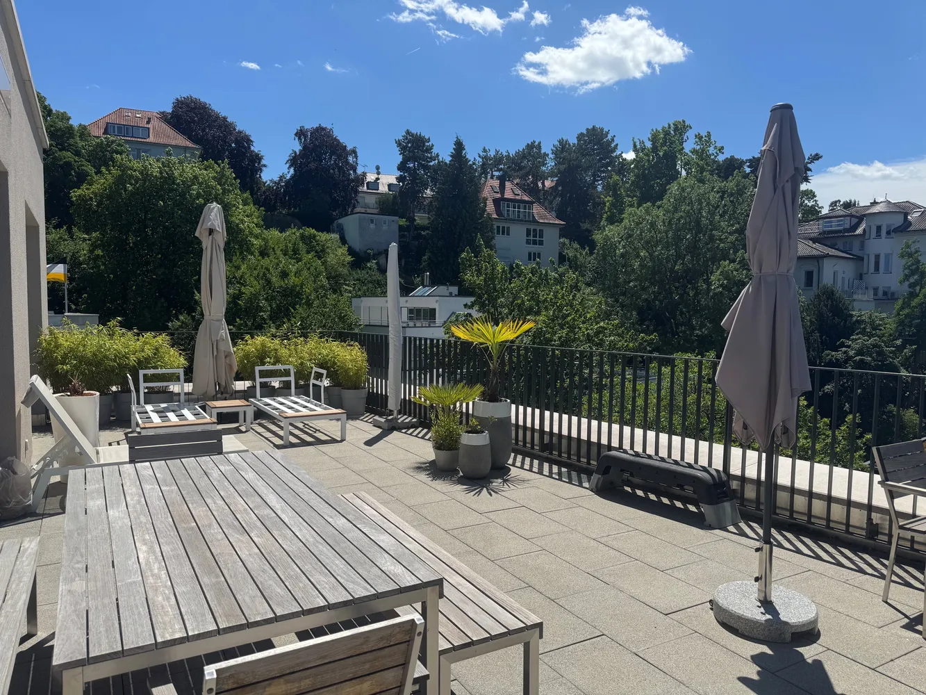 4 Zimmer Wohnung mit 194 m² in Stuttgart – Bild 2