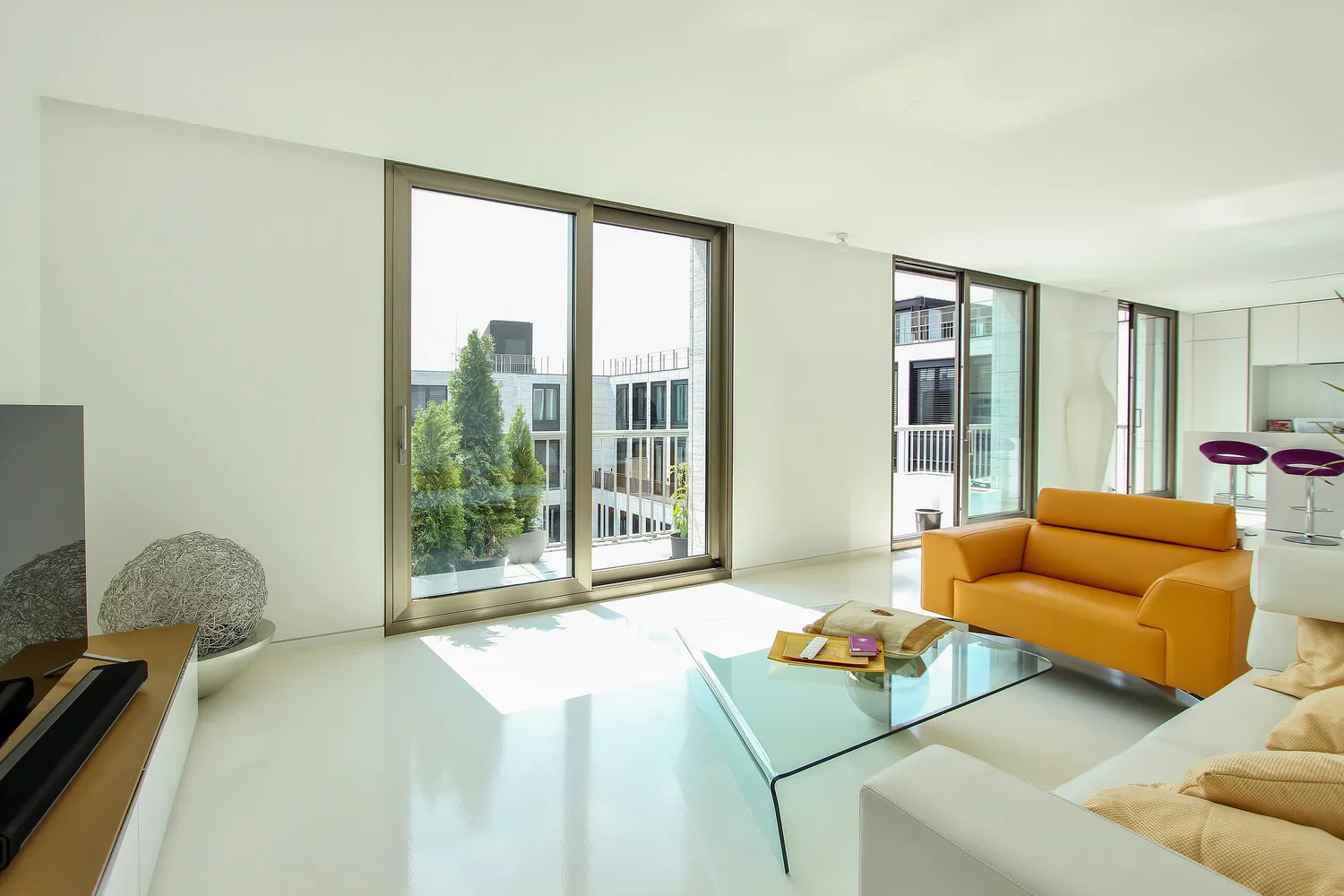 4 Zimmer Wohnung mit 178 m² in Berlin – Bild 1