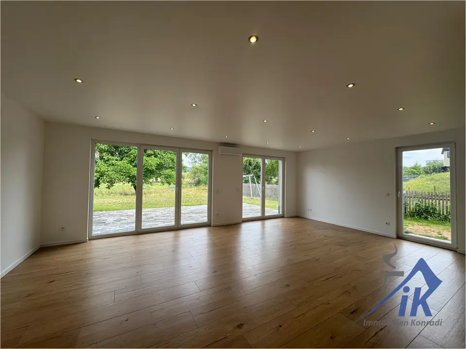6 Zimmer Haus mit 258 m² in Saarbrücken – Bild 1