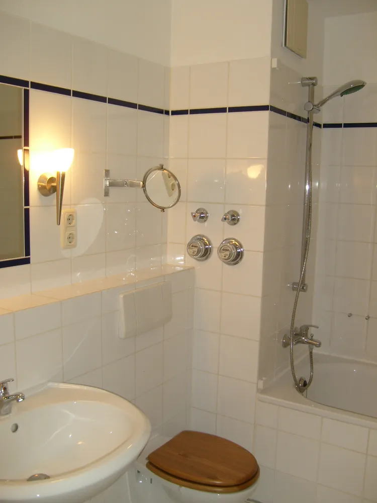 1 Zimmer Wohnung mit 38 m² in Köln – Bild 7