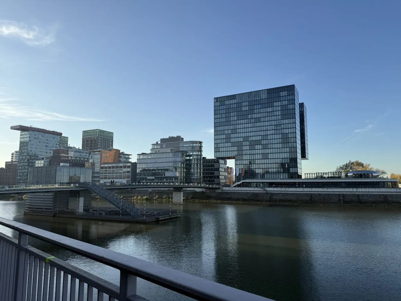 2 room apartment with 57 m² in Düsseldorf – Photo 3