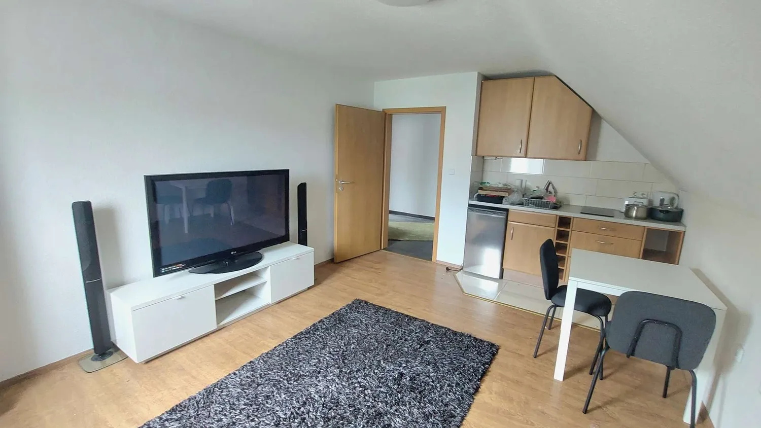 2 Zimmer Wohnung mit 45 m² in Köln – Bild 2