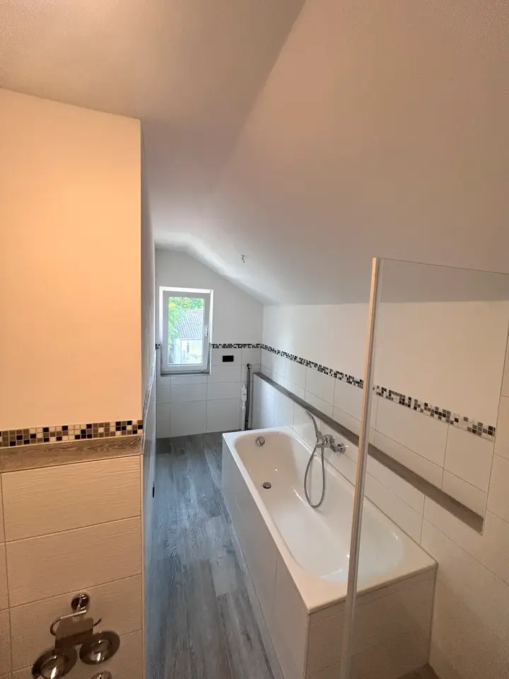 4 Zimmer Wohnung mit 100 m² in Rottenburg am Neckar – Bild 4