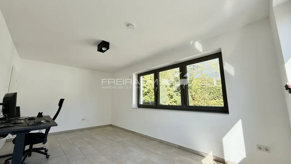 3 Zimmer Wohnung mit 150 m² in Siegen – Bild 3