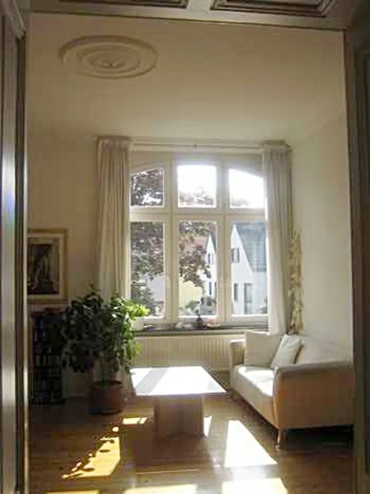 2 Zimmer Wohnung mit 68 m² in Bonn – Bild 3