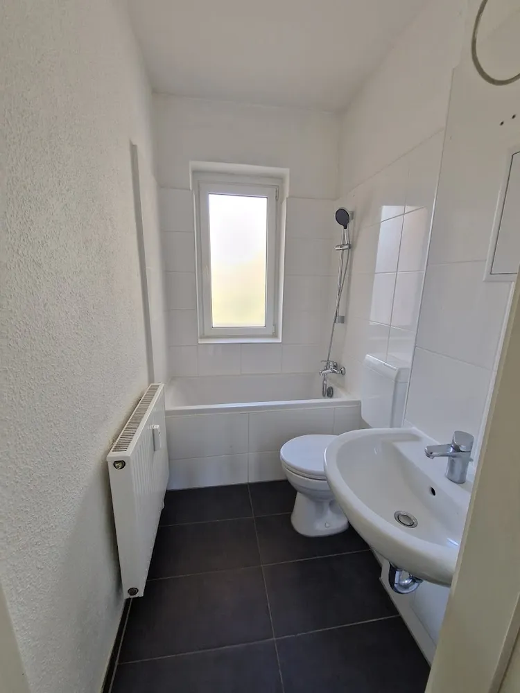2 Zimmer Wohnung mit 47 m² in Magdeburg – Bild 2