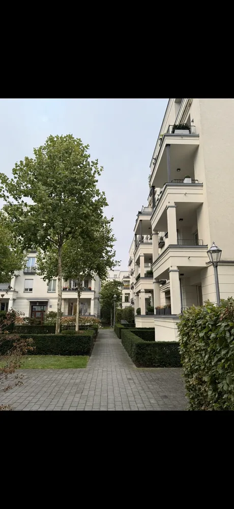 3 Zimmer Wohnung mit 96 m² in Düsseldorf – Bild 4