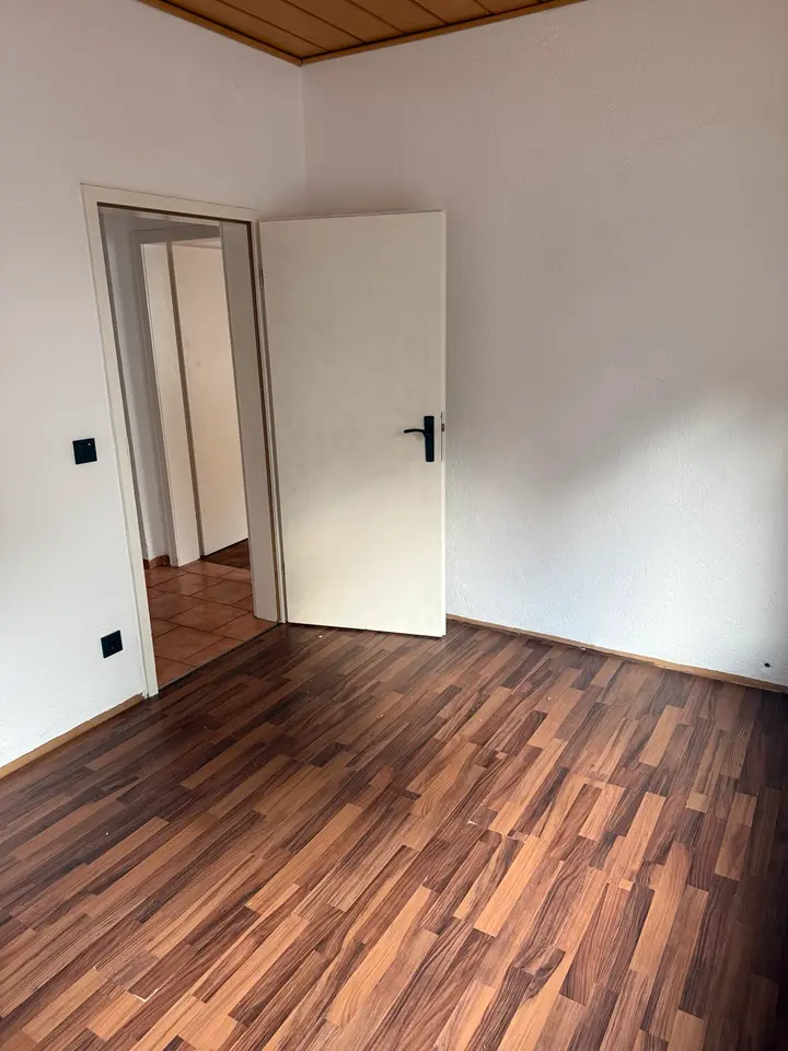 3 Zimmer Wohnung mit 85 m² in Siegen – Bild 4