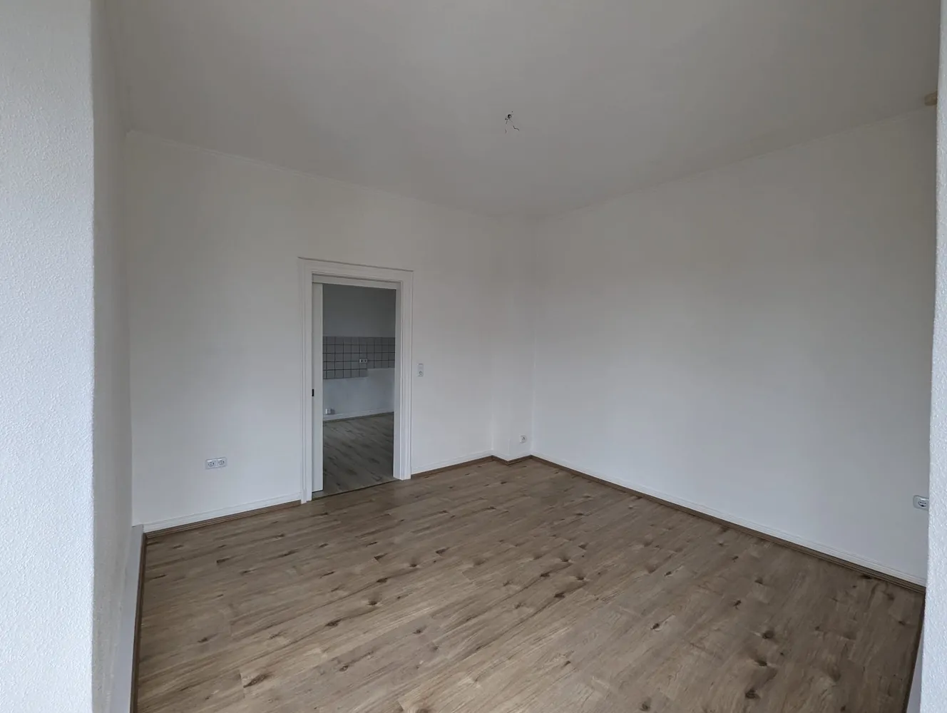 5 Zimmer Wohnung mit 80 m² in Wuppertal – Bild 1
