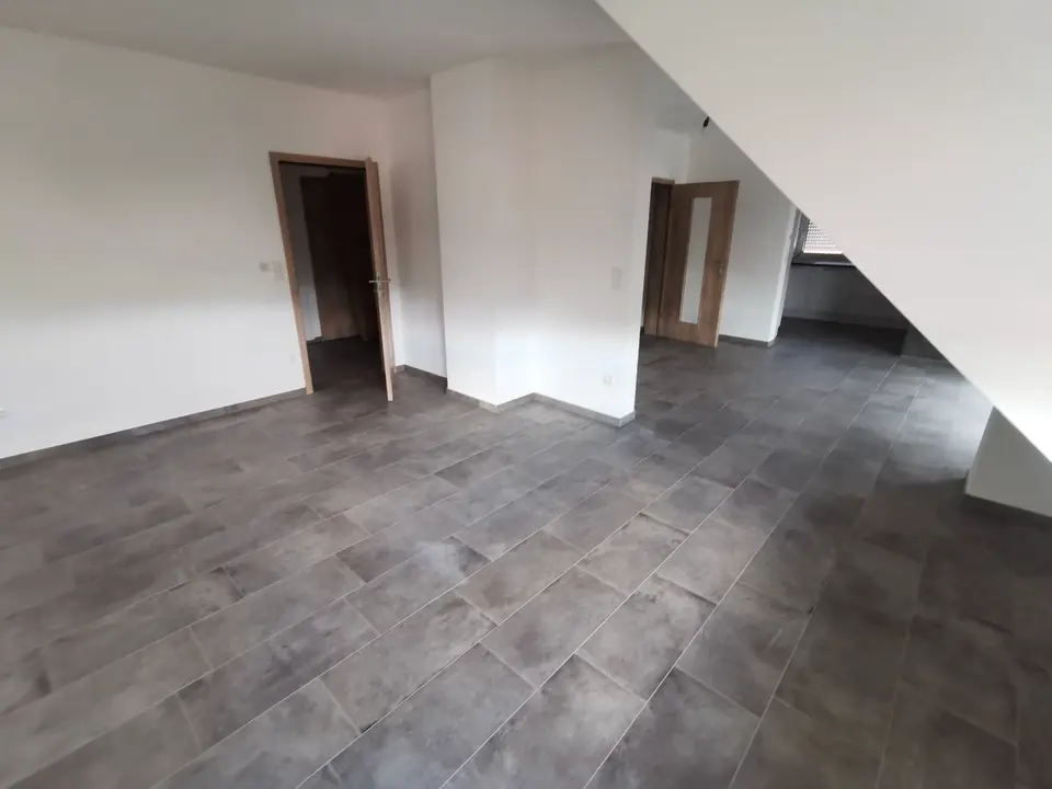 4 Zimmer Wohnung mit 100 m² in Schwabach – Bild 10
