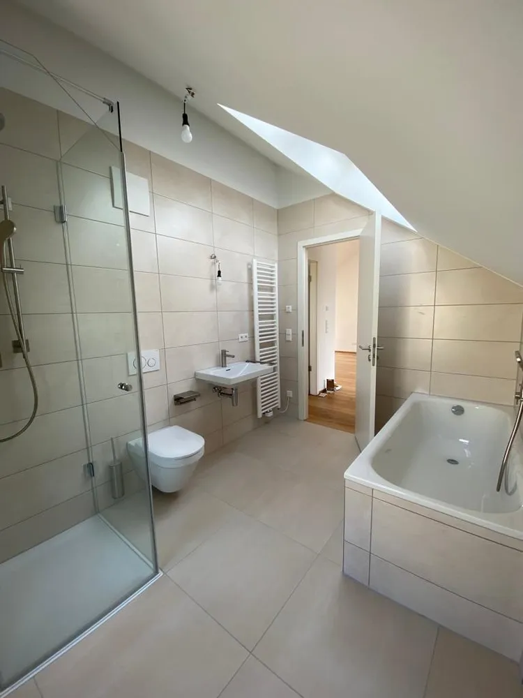 2 Zimmer Wohnung mit 66 m² in München – Bild 12