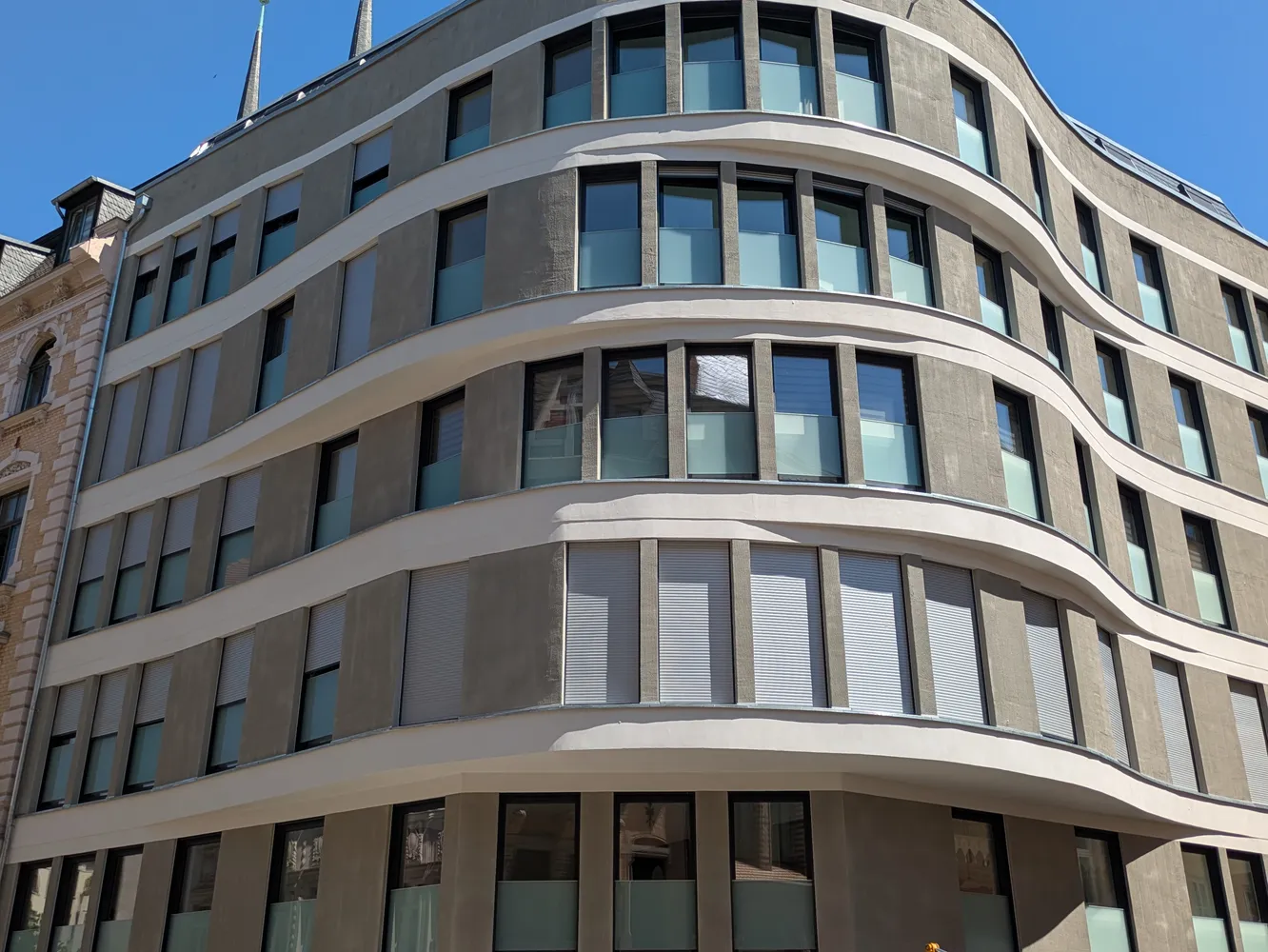 5 Zimmer Wohnung mit 151 m² in Halle (Saale) – Bild 3
