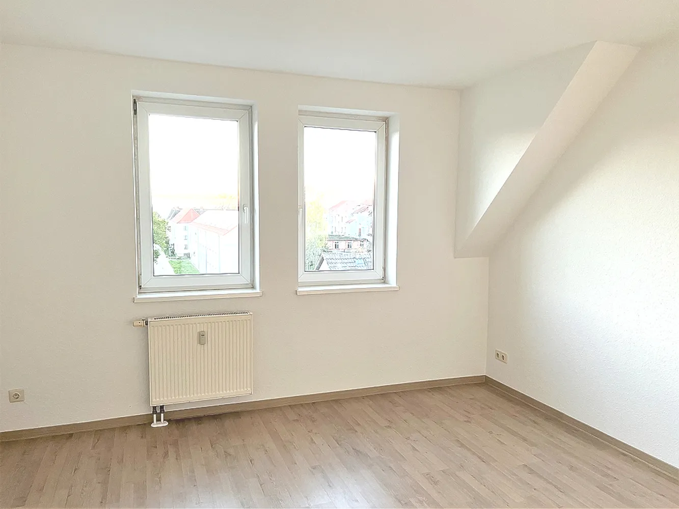 2 Zimmer Wohnung mit 58 m² in Weißenfels – Bild 4