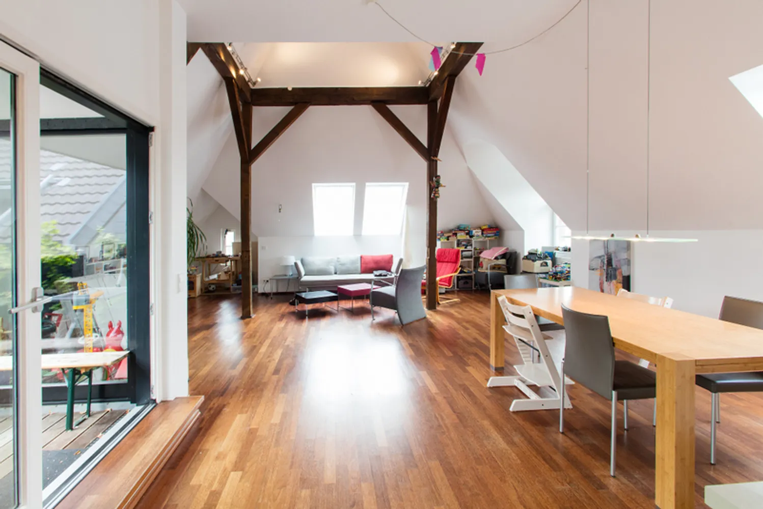 4 room apartment with 143 m² in Düsseldorf – Photo 2