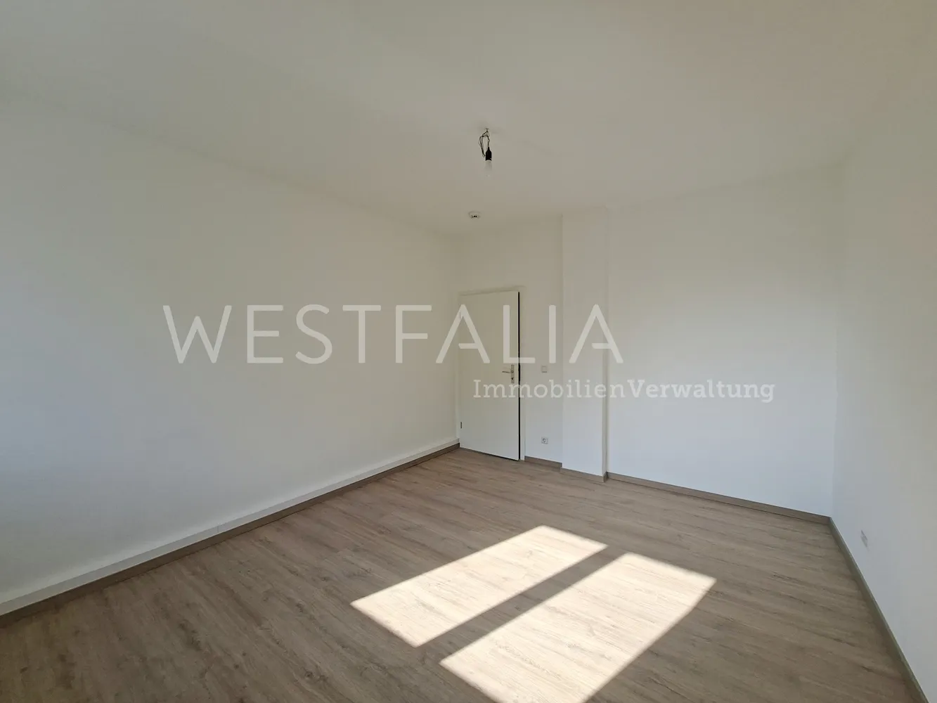 4 Zimmer Wohnung mit 122 m² in Duisburg – Bild 4
